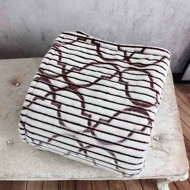 Geometric Striped Knit Throw Blanket Textured Chain Link Pattern Boho Style Soft Woven Blanket for Sofa Bed Home Decor